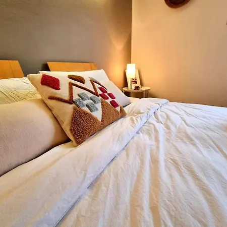Studio! King Size Bett Autobahn Parkplatz Kaufungen Exterior foto